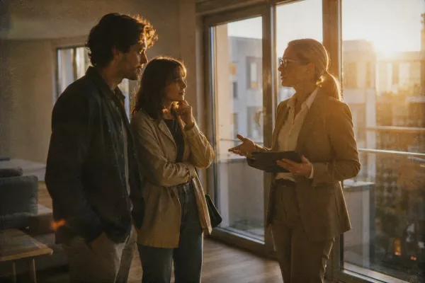 How to Safely View a Property and What to Ask