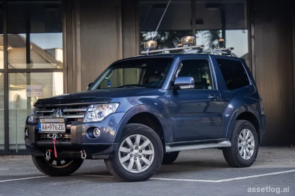 Mitsubishi Pajero 3.2 Di-D AT/5 AWD 125kW / AS NEW FOR INSTALLMENTS / TRADE-IN AVAILABLE