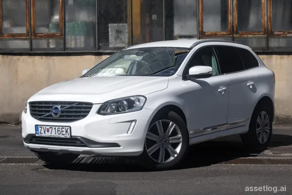 Volvo XC60 D4 2.4L Drive-E Summum AWD / 140kW / A6 / WARRANTY / ENGLISH / INSTALLMENTS / TRADE-IN