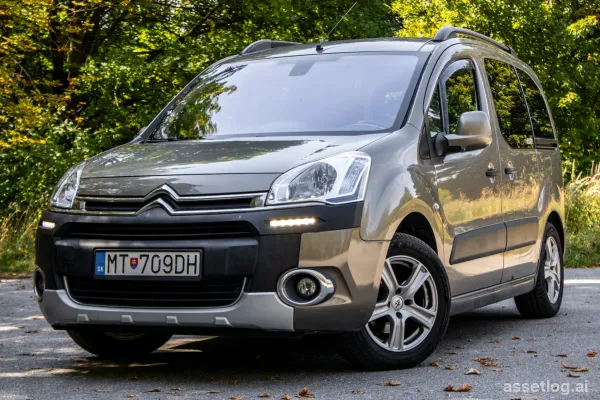 Citroën Berlingo 1.6 HDi 16V / 68kW / M5 / WARRANTY / ENGLISH SPOKEN / INSTALLMENT PAYMENTS / TRADE-IN