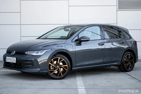 Volkswagen Golf 1.5 eTSI eHybrid Limited DSG / 110kW / A6 / WARRANTY / ENGLISH AVAILABLE ON INSTALLMENTS / TRADE-IN