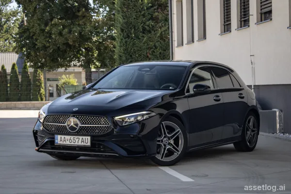 Mercedes-Benz A-Class A180 AMG line 2023 100kW MHEV AT/7 / ON INSTALLMENTS / TRADE-IN ACCEPTED