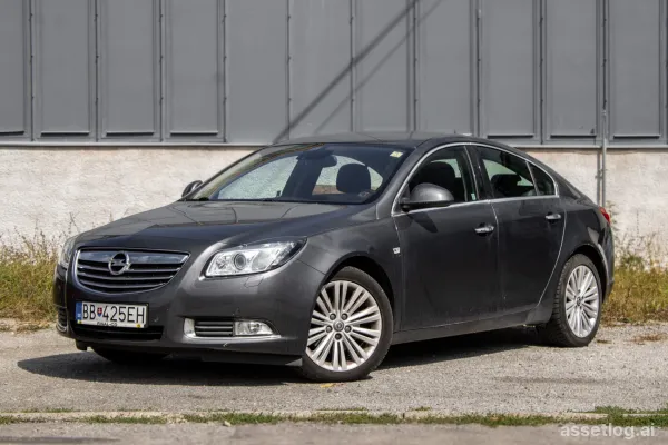 Opel Insignia 2.0 CDTI AWD / 118kW / M6 / WARRANTY / AVAILABLE FOR INSTALLMENTS / TRADE-IN