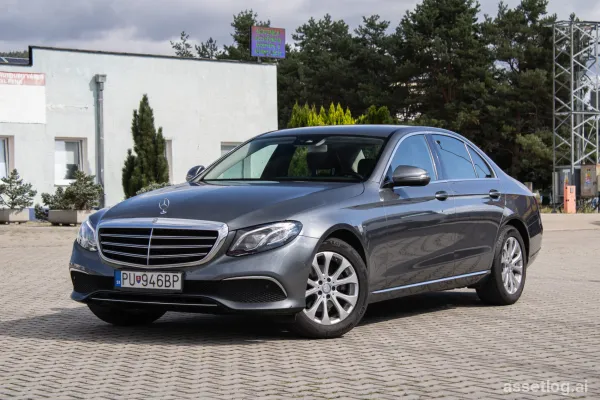 Mercedes-Benz E Class Sedan 220 D