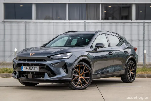 Cupra Formentor VZ 245kW AT/7 2024 4x4 / AJ NA SPLÁTKY / PROTIÚČET