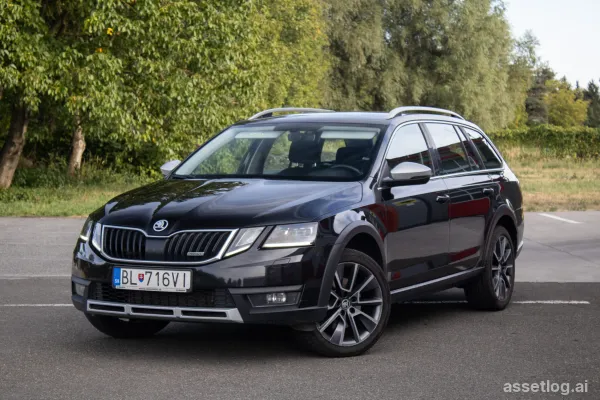 Škoda Octavia Combi 2.0 TDI Scout 4x4 DSG, 135kW (2019) / AVAILABLE FOR INSTALLMENTS / TRADE-IN /