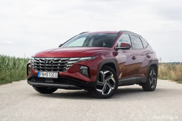 Hyundai Tucson 1.6 T-GDi HEV 4x4 A/T, 169kW (2022) / AVAILABLE FOR INSTALLMENTS / TRADE-IN /
