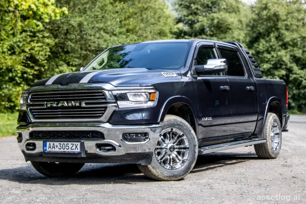 Dodge RAM LARAMIE 1500 2020 AT/8 295kW 4x4 / AJ NA SPLÁTKY / PROTIÚČET