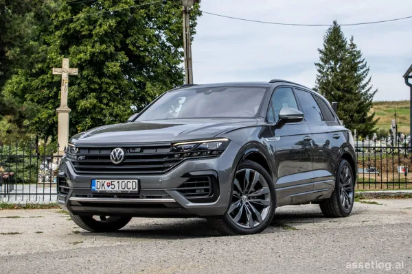 Volkswagen Touareg R-Line ONE Million 4Motion Tiptronic 210kW / AJ NA SPLÁTKY / PROTIÚČET
