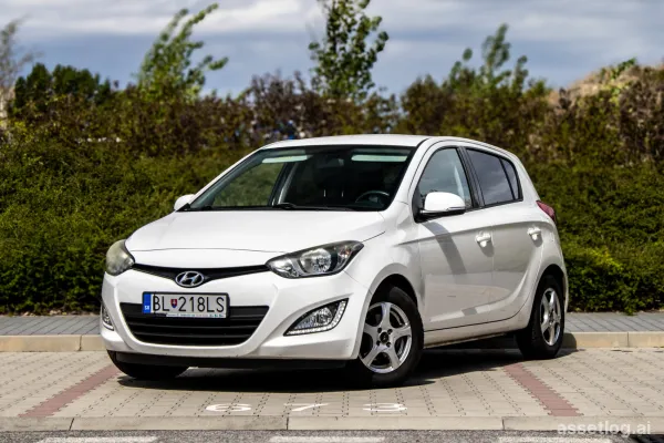 Hyundai i20 1.2i 16V 62kW MT/5 2014 / AVAILABLE FOR INSTALLMENTS / TRADE-IN