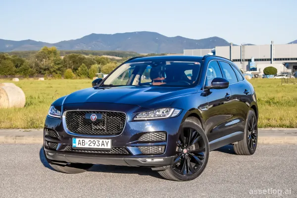 Jaguar F-Pace 30d AWD Portfolio 221kW AT/8 2016 / AVAILABLE FOR INSTALLMENTS / TRADE-IN