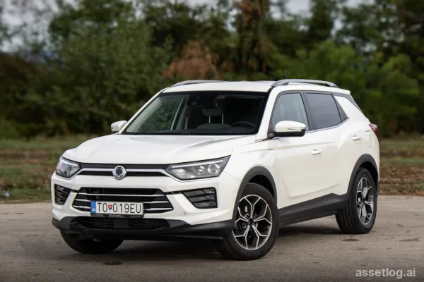 SsangYong Korando 1.5 Turbo e-XGI Style+ / 120kW / M6 / ZÁRUKA / AJ NA SPLÁTKY / PROTIÚČET