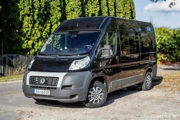 Peugeot Boxer 2.2 HDI 110kW MT/6 - 9 Seater / AVAILABLE FOR INSTALLMENTS / WITH TRADE-IN