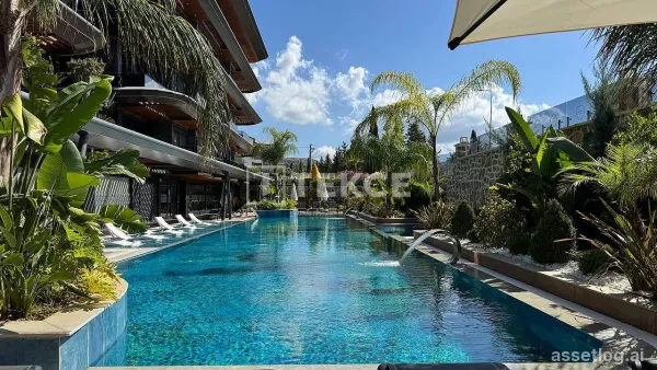 City-View Real Estate in a 2-Block Complex in Alanya Büyükhasbahçe