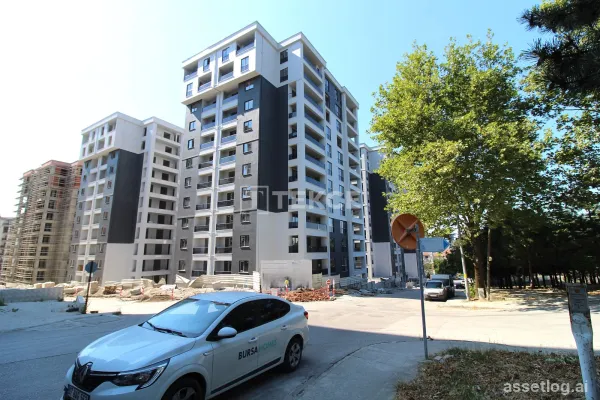 Apartments with Indoor Parking and a Pool in Bursa Nilüfer