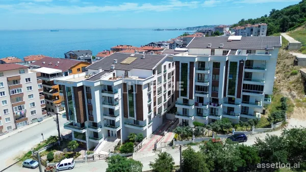 Furnished Apartment with Covered Parking in Çınarcık Yalova