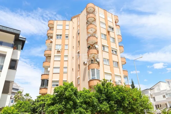 2-Bedroom Apartment in a Complex with Pool in Lara Antalya