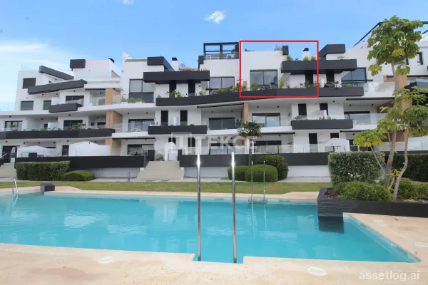 Penthouse duplex s výhledem na moře v Orihuela Costa Alicante se soláriem