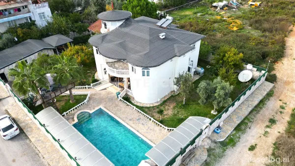 Villa with Pool and Annex Near Golf Courses in Kadriye