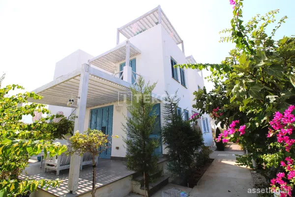 Twin Villa with Sea View Near Golf Courses in Girne Karaagaç