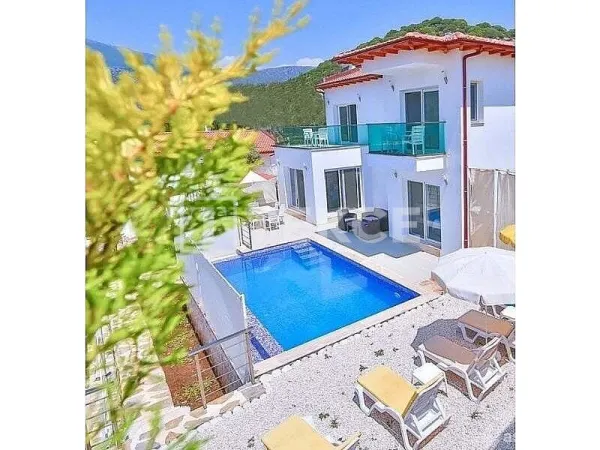 Furnished 3-Bed Luxury Investment House in Kaş Peninsula