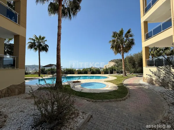 Furnished Apartment with Panoramic City View in Demirtaş