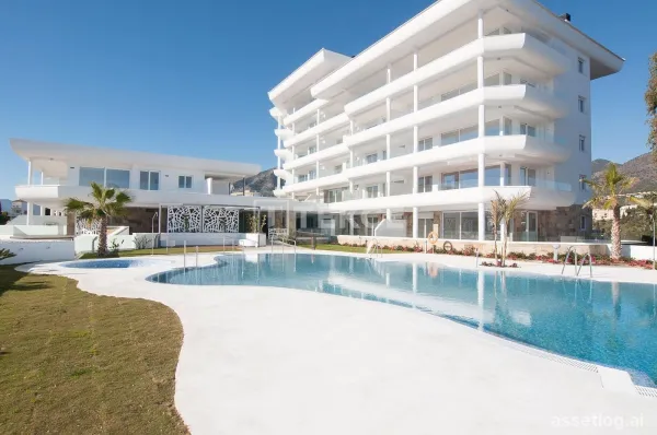 Penthouse with Spectacular Communal Areas in Torreblanca