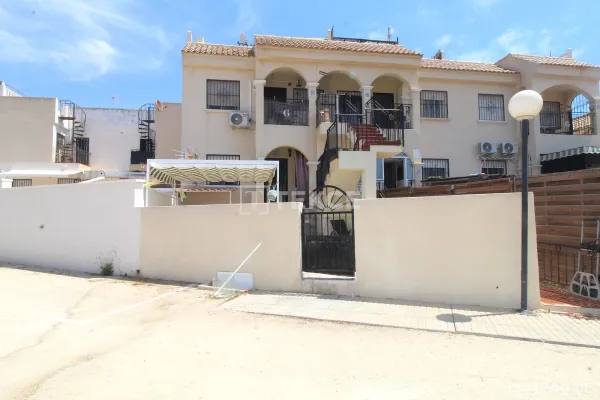 Středomořský styl duplex apartmán v La Zenii Alicante