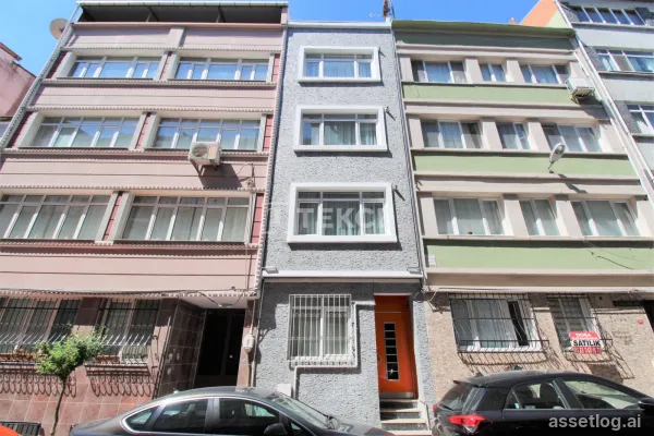 Key Ready Building 250 m from the Metro in Fatih Istanbul