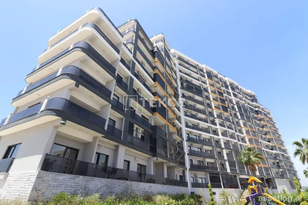 Apartments Near the Sea with a Pool in Mersin Arpaçbahşiş
