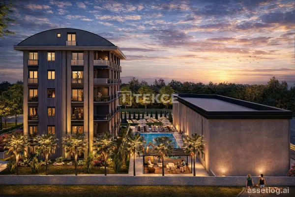Flats with a Pool and Indoor Parking in Antalya Altıntaş