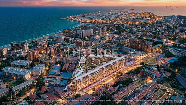 Elegant Apartments and Penthouses Near the Sea in Torremolinos