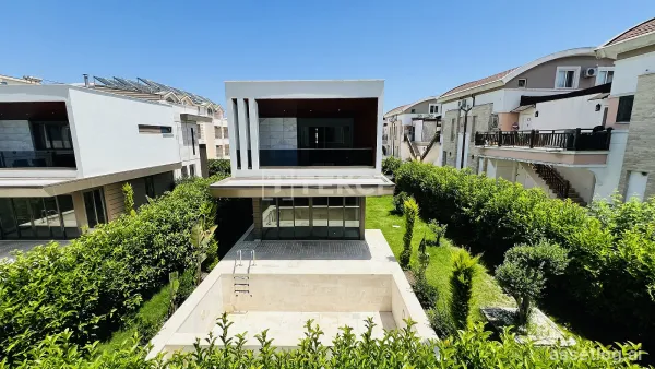 Detached Mountain-View Villa near the Sea in Kemer Antalya