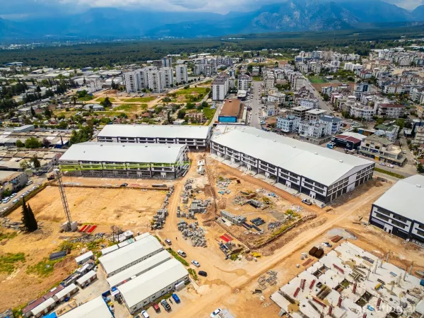 Shops in a Strategic Location in Antalya Kepez
