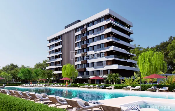 Apartments in a Complex with a Pool Near the Airport in Antalya
