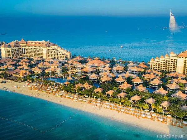 Apartments in a Resort-Style Complex in Palm Jumeirah Dubai
