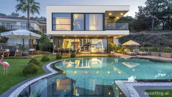 City and Sea View Detached Villa in Alanya