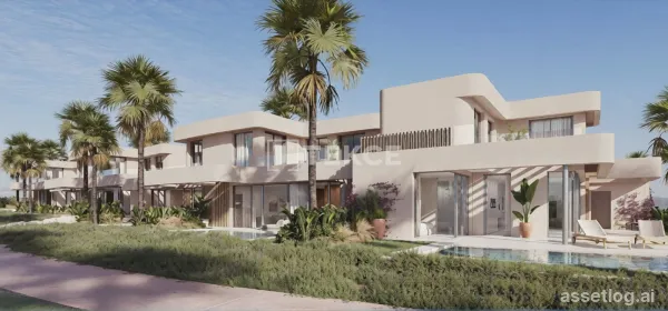 Frontline Elegant Golf Villas with Pool in Murcia