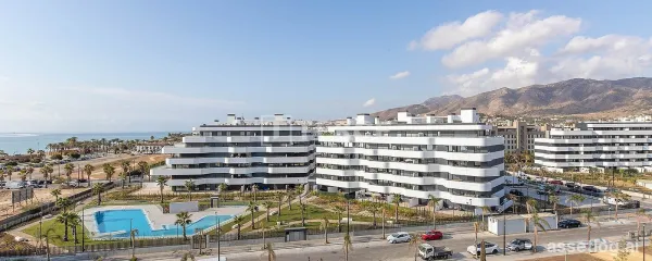 Beachfront Apartment with Large Terraces in Malaga