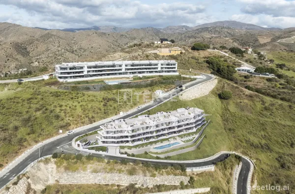 Apartments with Pools Close to Sea in Rincón de la Victoria Málaga