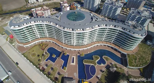 1-Bedroom Pool-View Apartment in Antalya Kundu