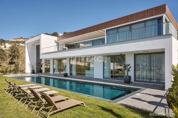 Villas with Private Pools Close to the Sea in Alanya Kargıcak
