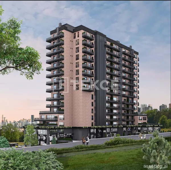 Commercials near Metro and Main Road in İstanbul Ataşehir