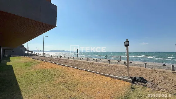 Seafront Villas with Pools, Gardens and Terraces in Urla, İzmir