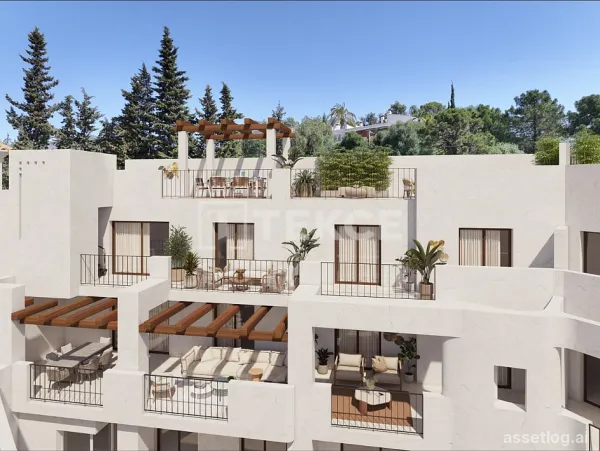 Properties Surrounded by Nature, Close to All Amenities in Benahavís