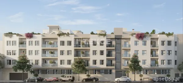 Apartment with Roof Top Communal Pool in Malaga Center