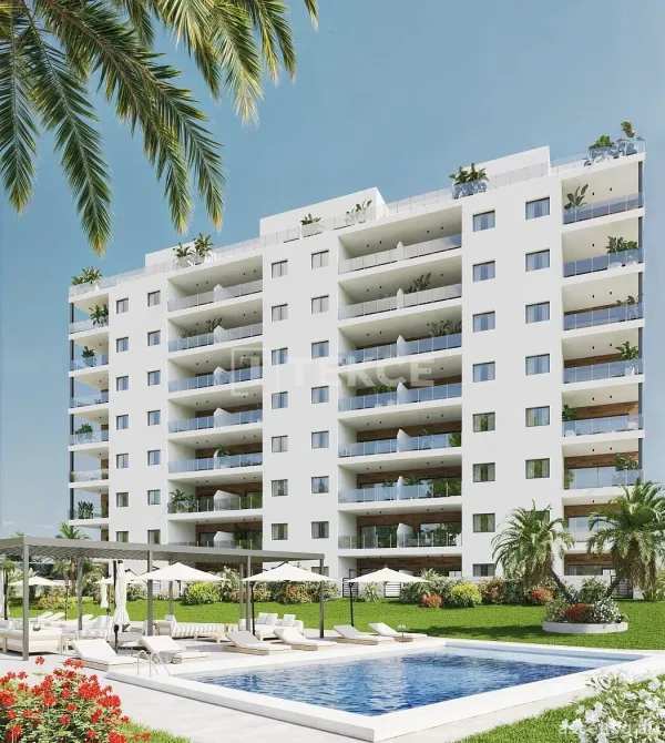 Moderní apartmány s bazény na Costa Blance v Benidormu