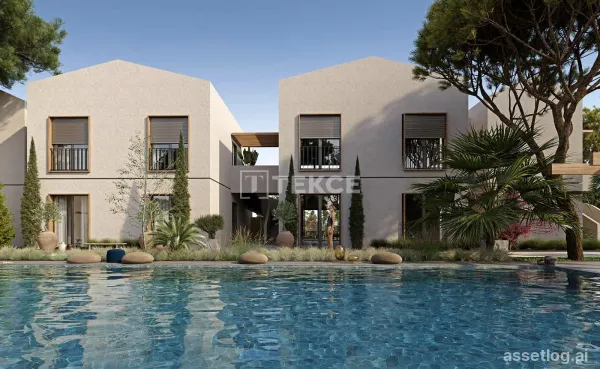 Apartments in a Complex with Pool Close to Alaçatı in İzmir Çeşme