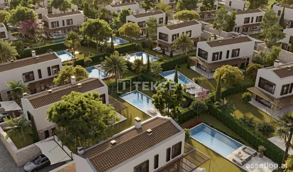 Elegant Villas in a Complex Near Beaches in İzmir Çeşme