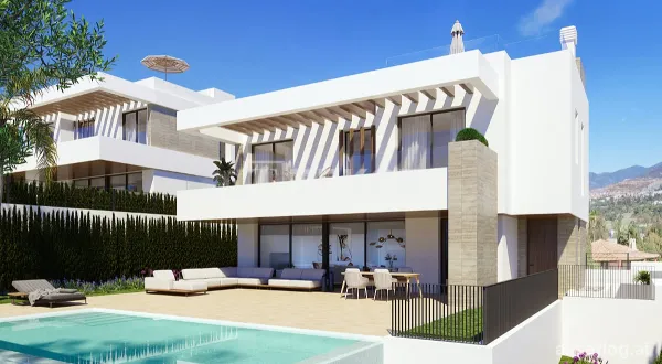 Modern Villas in a Prestigious Neighborhood in Estepona Spain